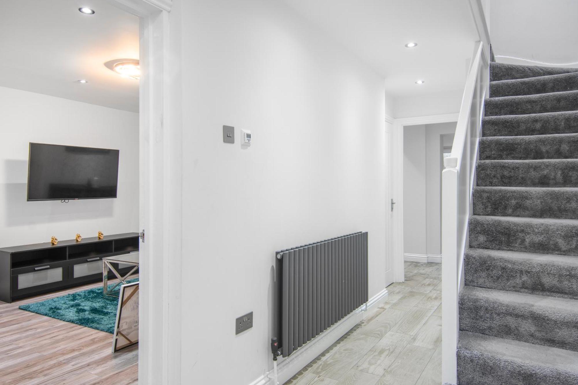 Onsitestays - Spacious 3 Bed House With Garden, Wifi & 4 Plus Parking Gravesend Exterior foto